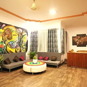  Hostel Nomadic India